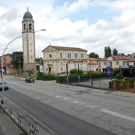 Locazione Turistica Elite Parco Brentelle - Chiesanuova 135 E 167 Apartment